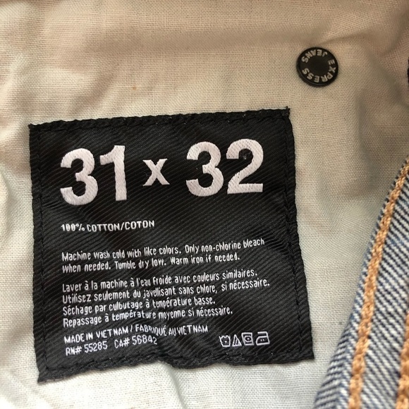 Express Kingston Classic Fit Straight Leg, 31x32 - Picture 4 of 5